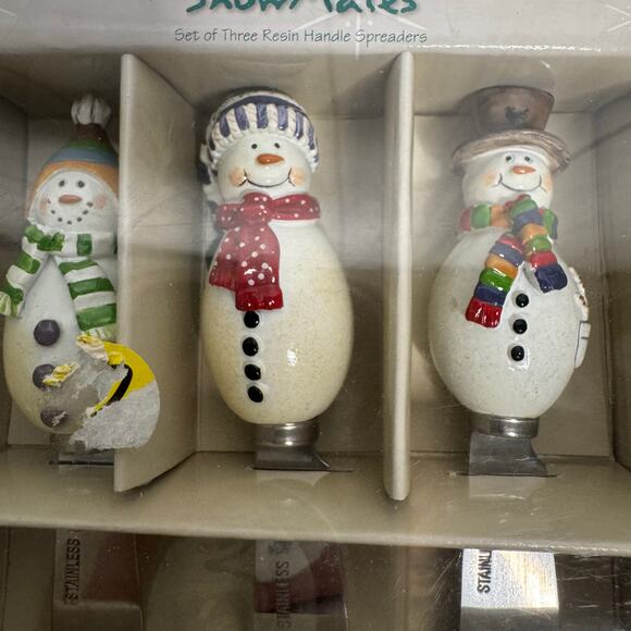ONEIDA Snowmates Set of Three Snowman Spreaders Winter Charcuterie Service New - Picture 2 of 3